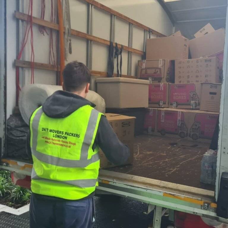 Downsizing or Upgrading? Man with a Van Services in Victoria Make It Easy